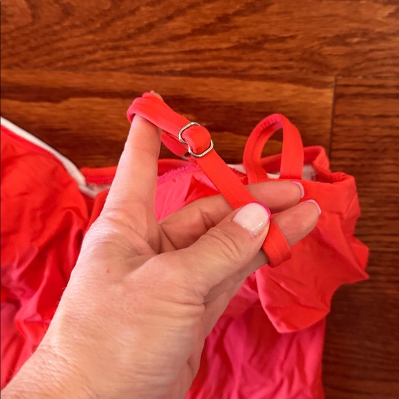 Laundry By Shelli Segal Red Pink Ruffle Detail One Piece Bathing Suit Sz XL! - Picture 5 of 10